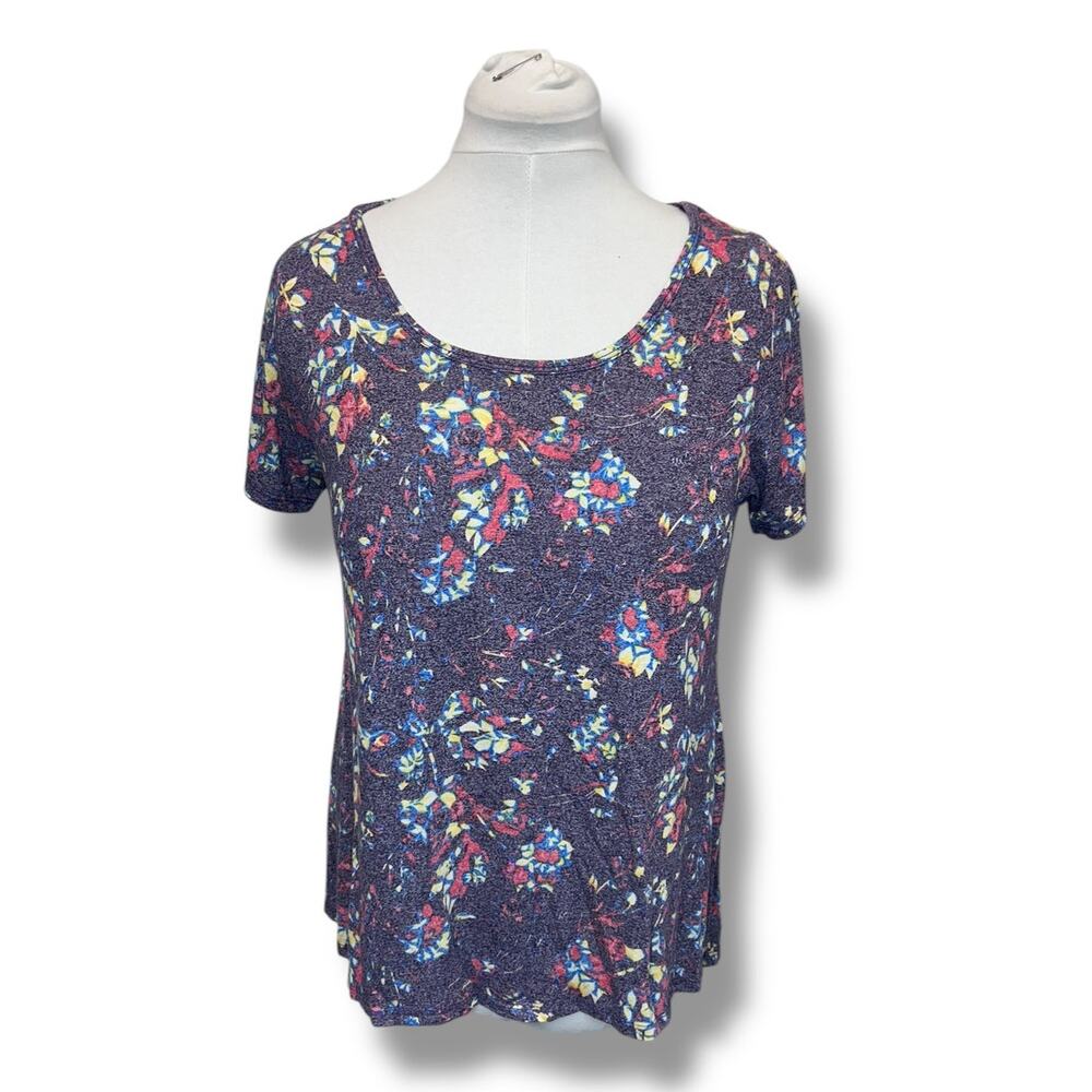 LulaRoe Women’s Classic T, Faded Purple Floral, size L